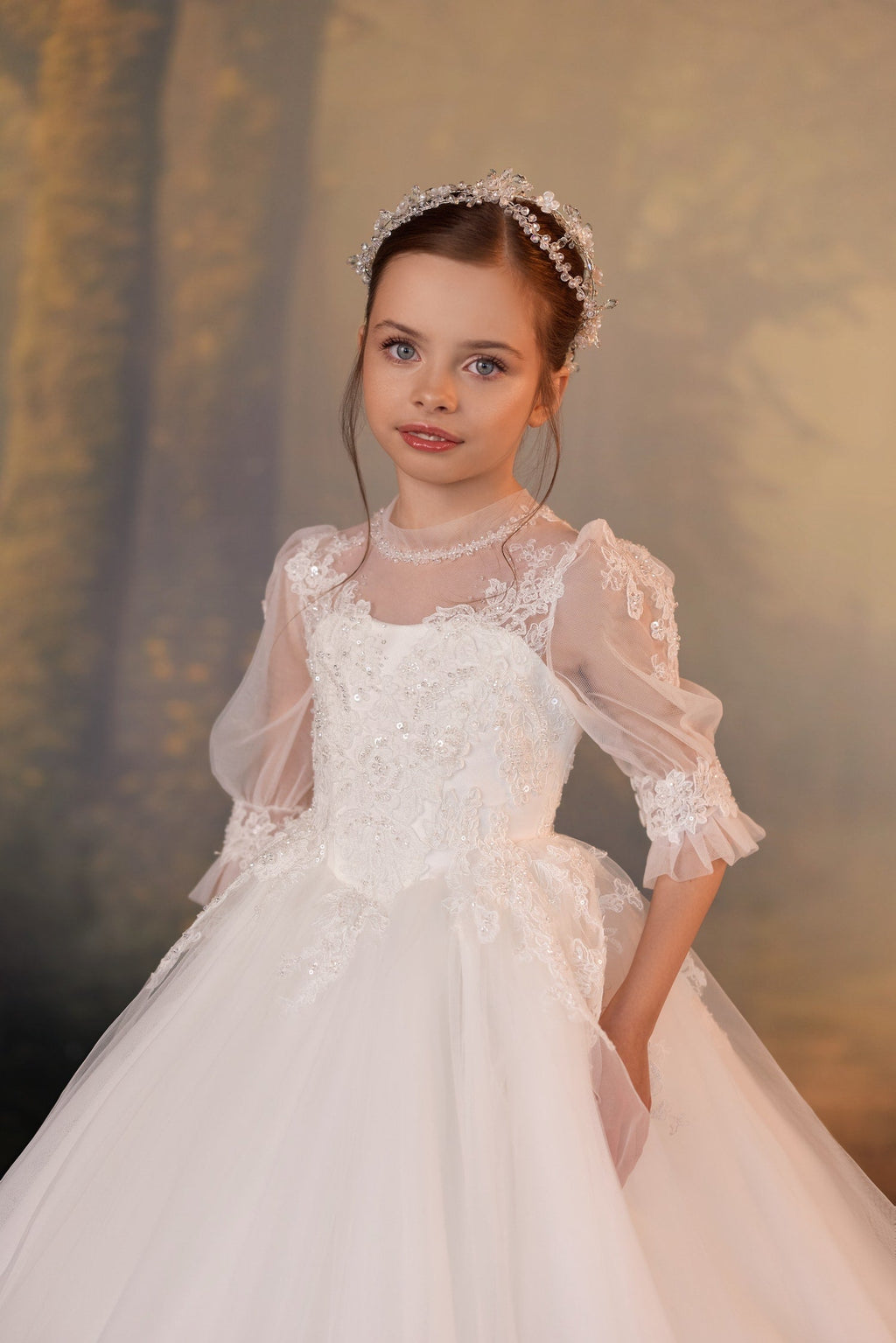 Abito da bambina da cerimonia con maniche voluminose e gonna in tulle