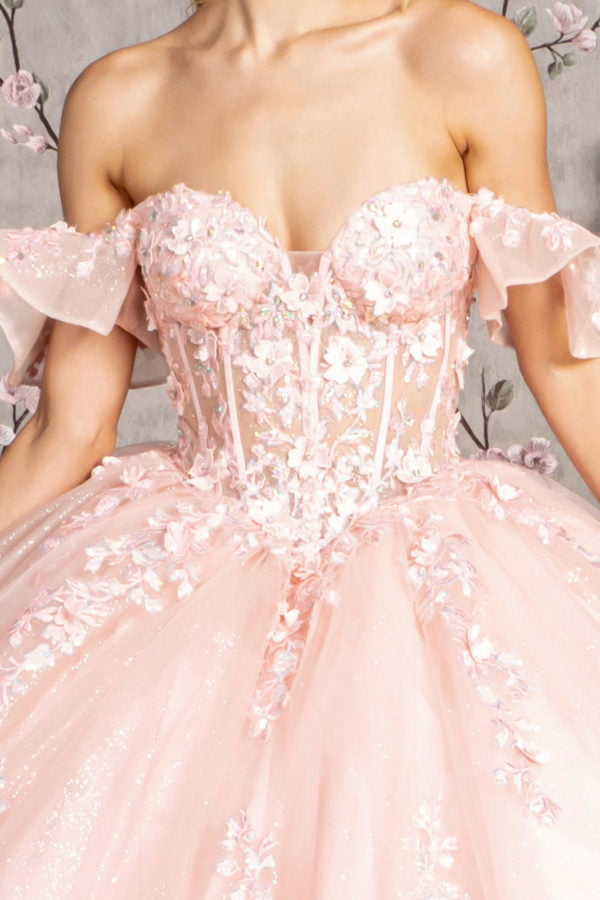 Abito da ballo elegante con applicazioni floreali 3D e paillettes