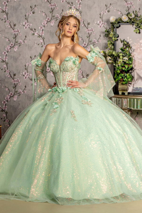 Abito da sera con corpetto in tulle trasparente e fiori 3D
